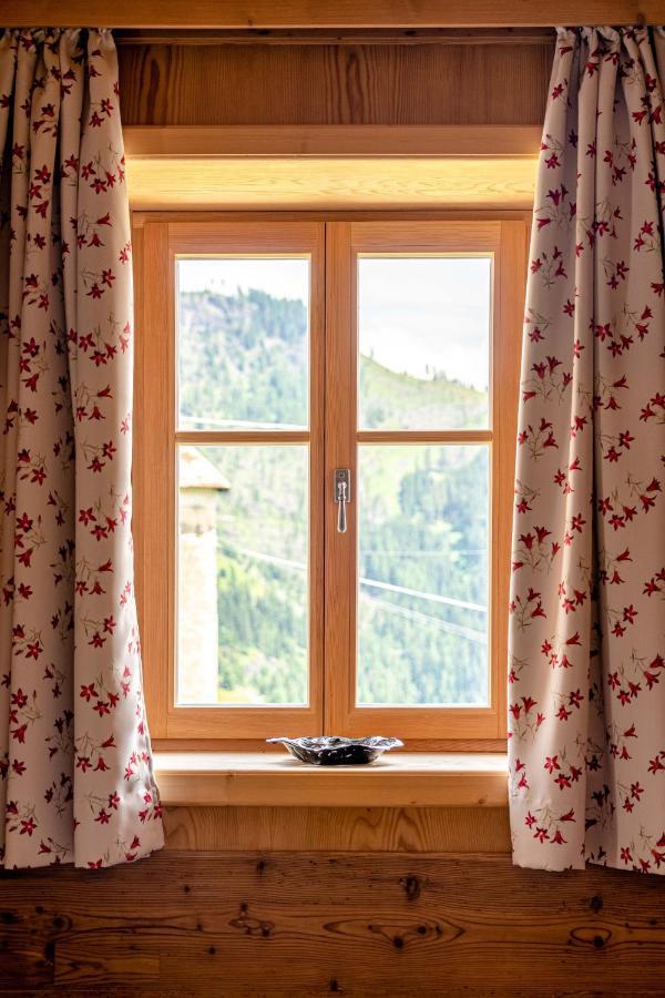 Ospitalita Diffusa Laste Dolomites - Cesa Del Bepo Moro 科莱圣卢恰 外观 照片